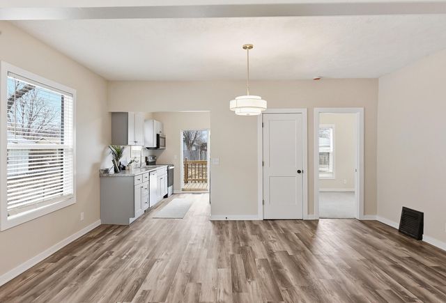 2215 6TH Avenue, Council Bluffs, IA 51501