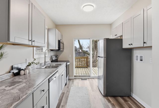 2215 6TH Avenue, Council Bluffs, IA 51501