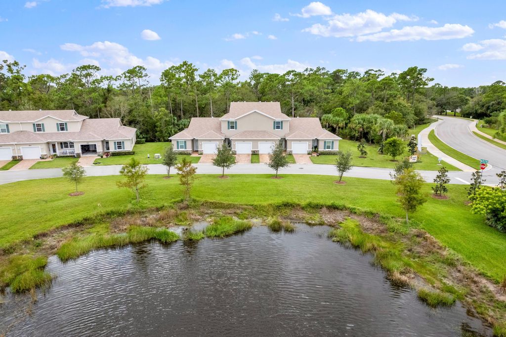 1007 NE Trailside Run Run, Port St. Lucie, Port St Lucie, FL 34983