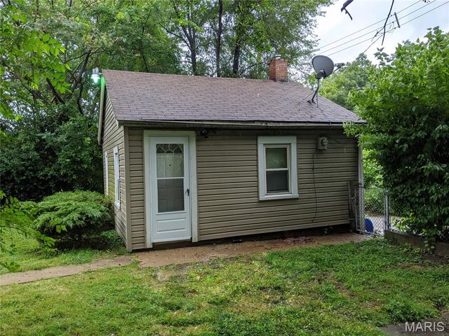 1036 Theobald Street, St Louis, MO 63147