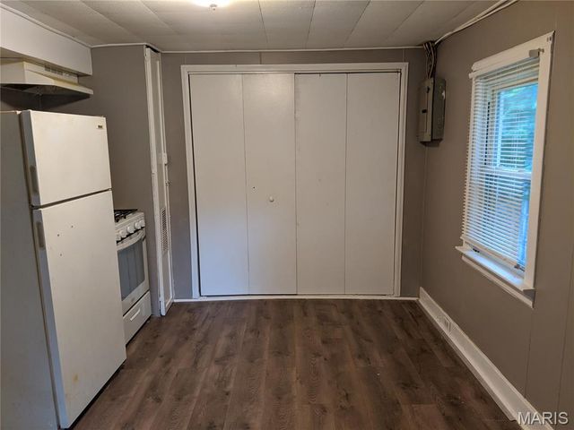 1036 Theobald Street, St Louis, MO 63147