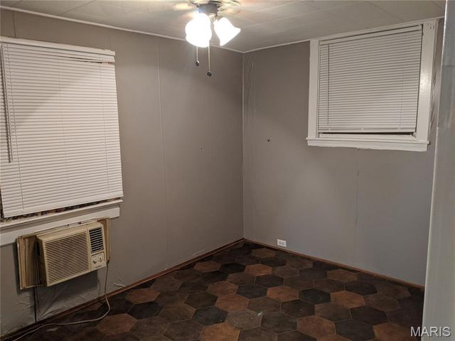 1036 Theobald Street, St Louis, MO 63147