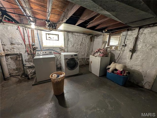 1036 Theobald Street, St Louis, MO 63147