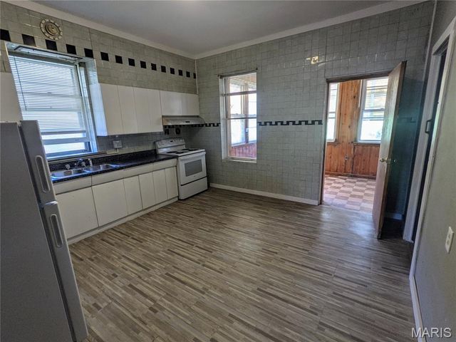 1036 Theobald Street, St Louis, MO 63147