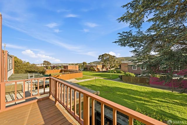 44 Burr Avenue, San Francisco, CA 94134