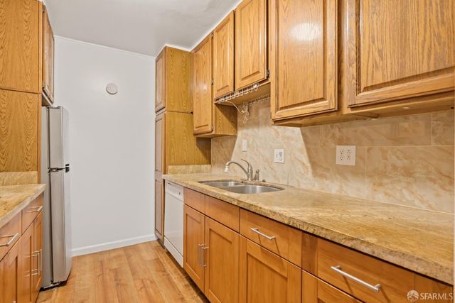 44 Burr Avenue, San Francisco, CA 94134