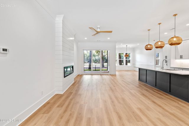 14 Grande Oaks Way, Beaufort, SC 29907