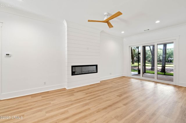 14 Grande Oaks Way, Beaufort, SC 29907