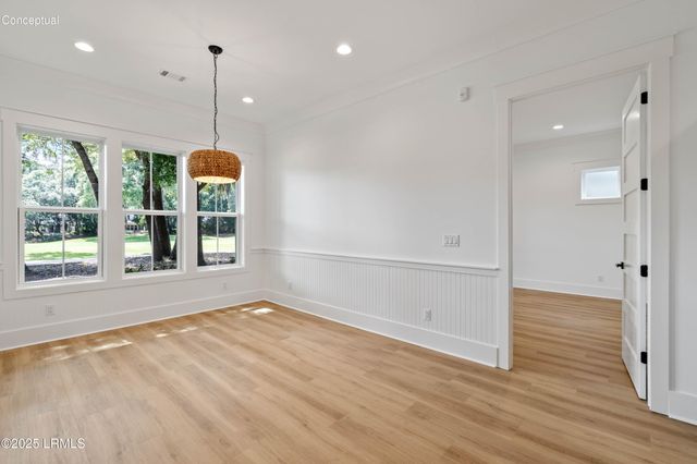 14 Grande Oaks Way, Beaufort, SC 29907