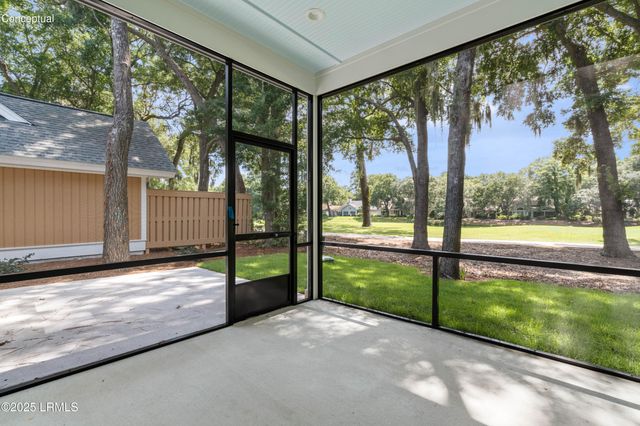 14 Grande Oaks Way, Beaufort, SC 29907