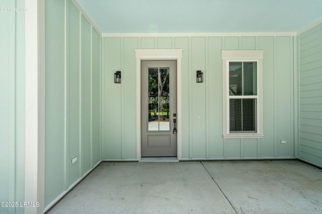 14 Grande Oaks Way, Beaufort, SC 29907