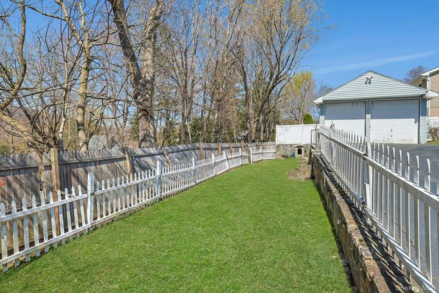 321 Fort Washington Avenue, Hawthorne, NY 10532
