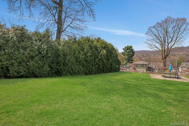 321 Fort Washington Avenue, Hawthorne, NY 10532