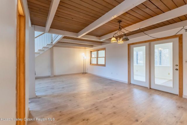 40 Linwood Court, Bloomington, NY 12411