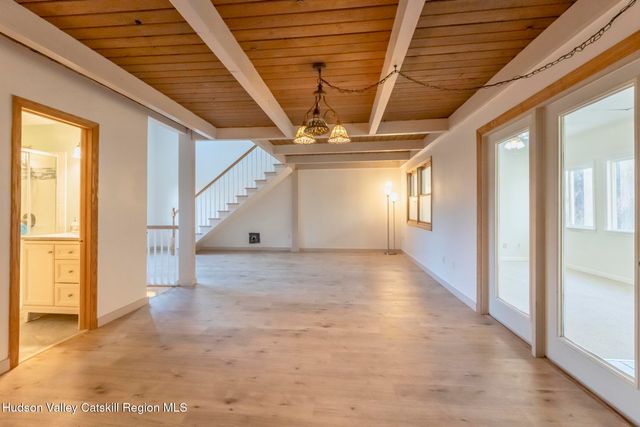 40 Linwood Court, Bloomington, NY 12411