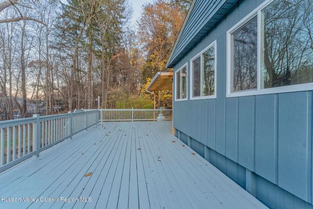 40 Linwood Court, Bloomington, NY 12411