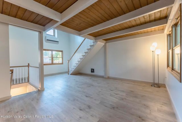 40 Linwood Court, Bloomington, NY 12411