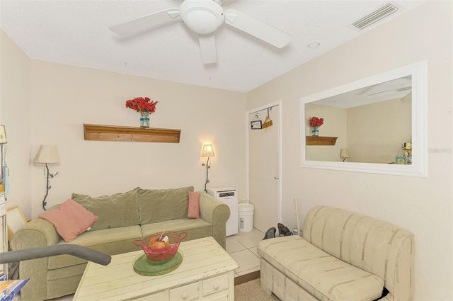 6282 FABIAN ROAD, North Port, FL 34287