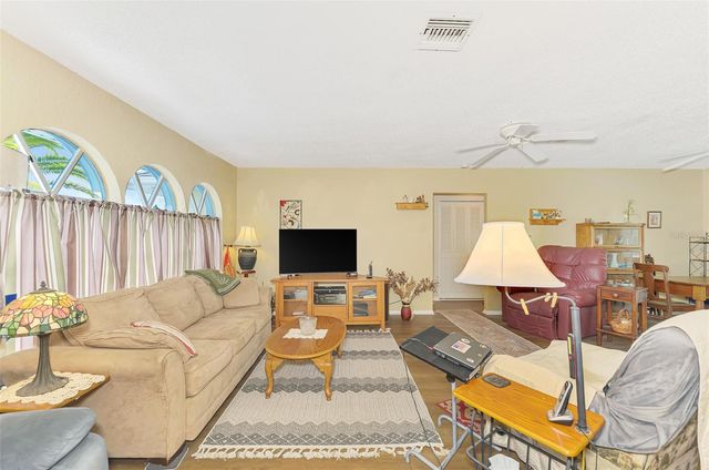 6282 FABIAN ROAD, North Port, FL 34287