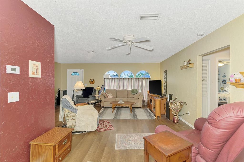 Image 13 of property listing at 6282 FABIAN ROAD, North Port, FL 34287