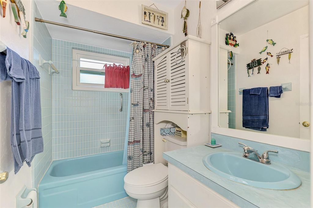 Image 33 of property listing at 6282 FABIAN ROAD, North Port, FL 34287