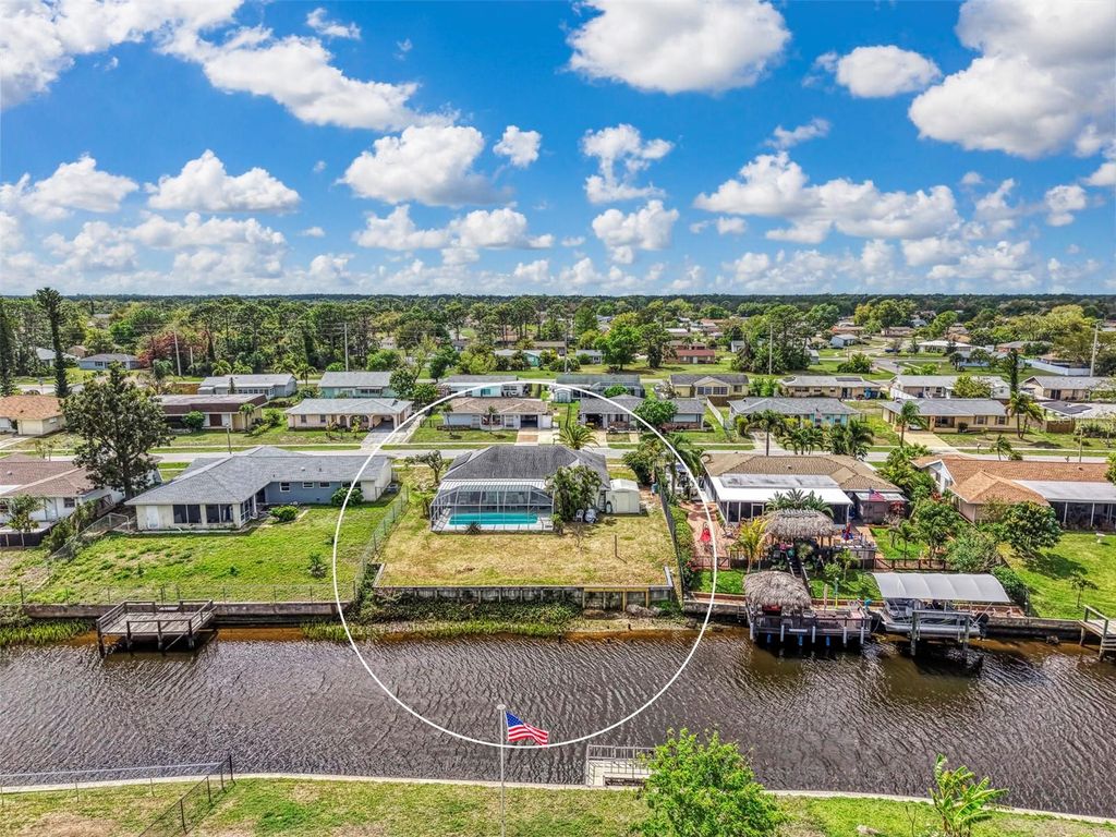 Image 38 of property listing at 6282 FABIAN ROAD, North Port, FL 34287