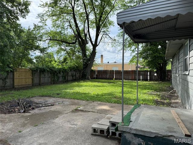 1906 Florence Street, Cahokia, IL 62206