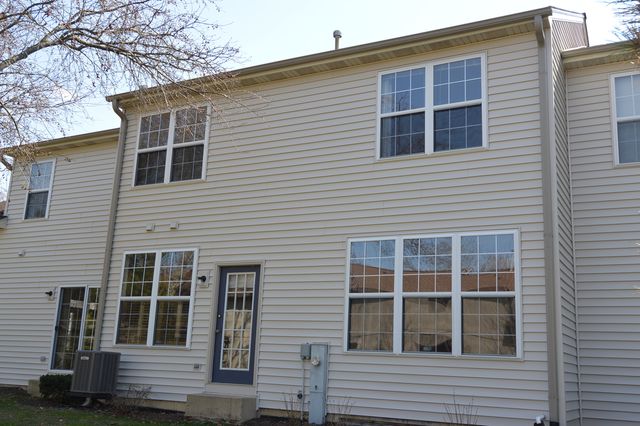 842 Amelia Court, Grayslake, IL 60030