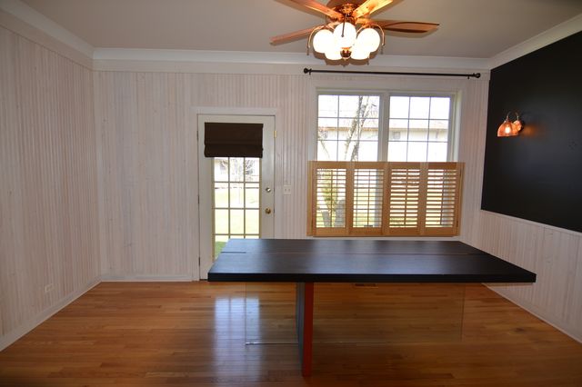 842 Amelia Court, Grayslake, IL 60030