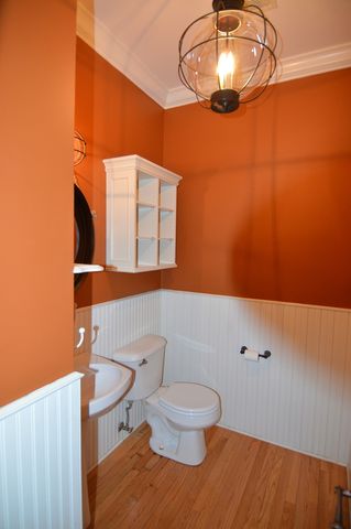 842 Amelia Court, Grayslake, IL 60030