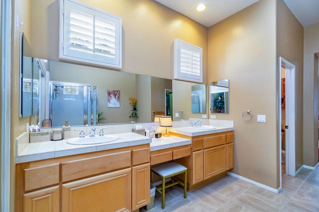 75720 W Heritage, Palm Desert, CA 92211