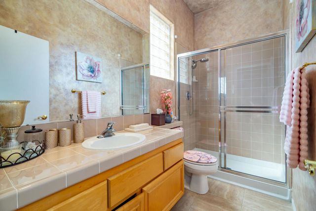 75720 W Heritage, Palm Desert, CA 92211