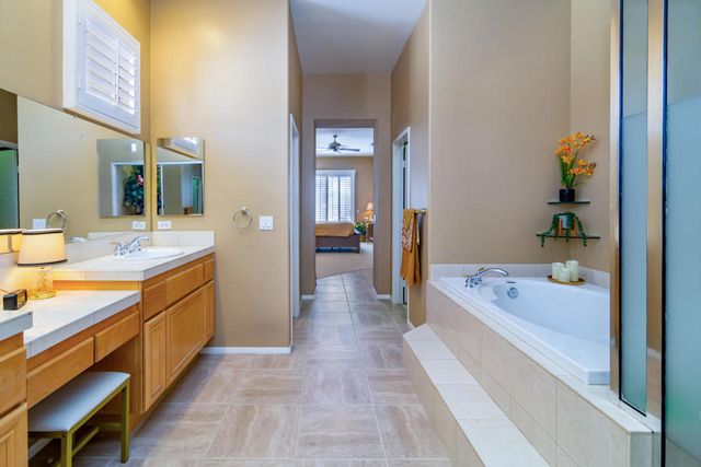 75720 W Heritage, Palm Desert, CA 92211