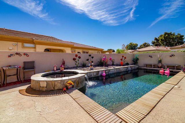 75720 W Heritage, Palm Desert, CA 92211