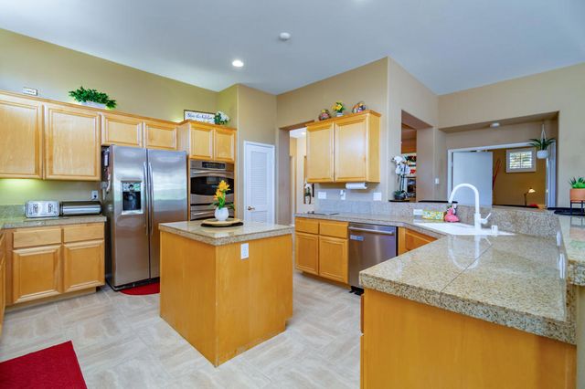 75720 W Heritage, Palm Desert, CA 92211