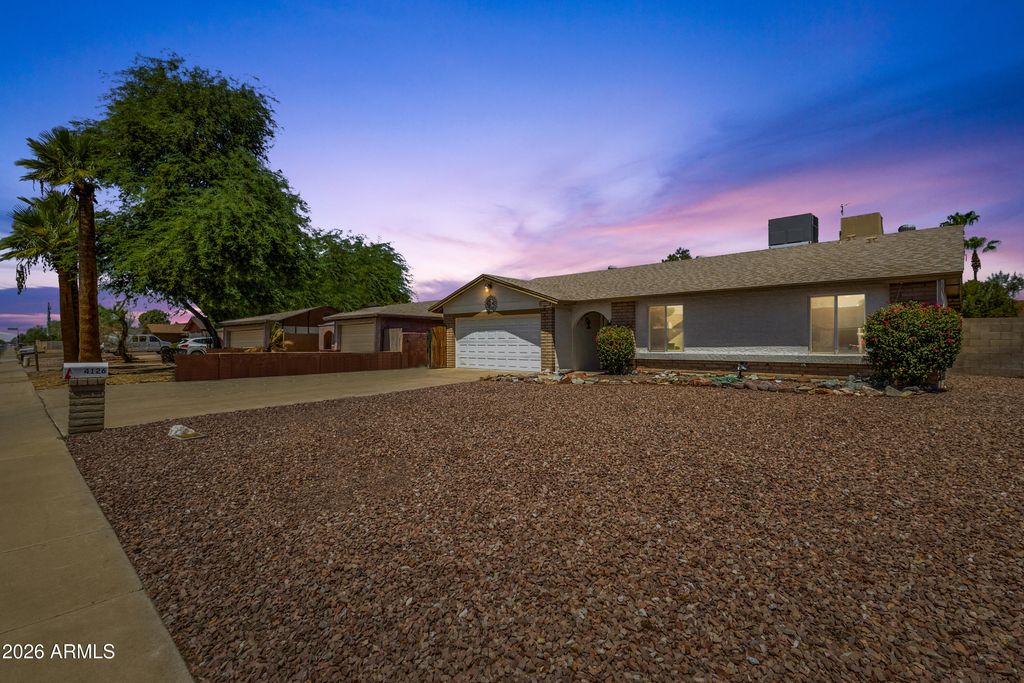 4126 W SWEETWATER Avenue, Phoenix, AZ 85029 — photo 2