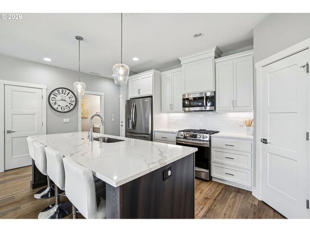 11927 Ne 109TH Way, Vancouver, WA 98662