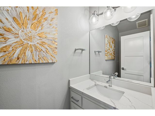 11927 Ne 109TH Way, Vancouver, WA 98662