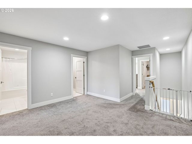 11927 Ne 109TH Way, Vancouver, WA 98662