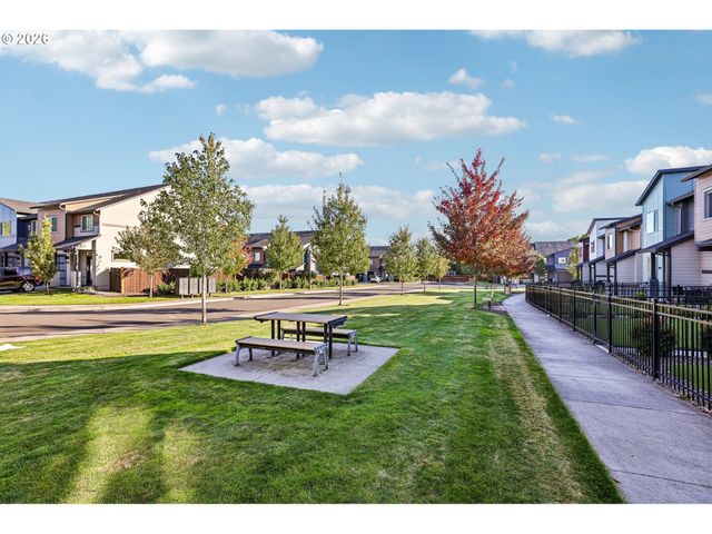 11927 Ne 109TH Way, Vancouver, WA 98662