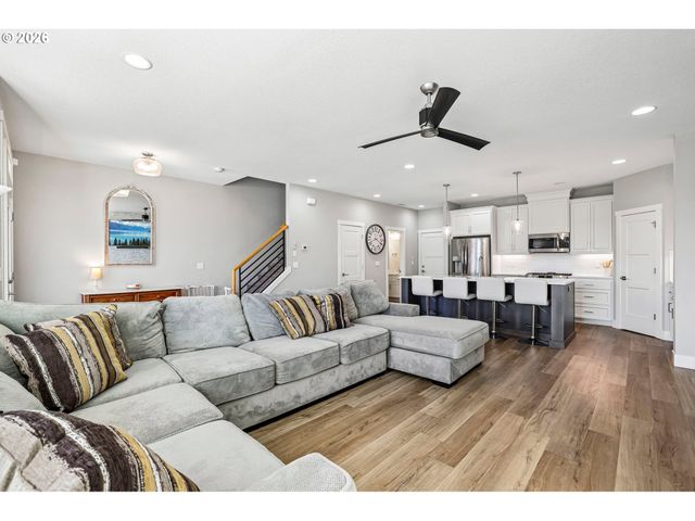 11927 Ne 109TH Way, Vancouver, WA 98662