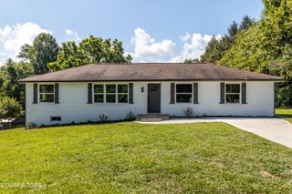 505 Foust Carney Rd, Powell, TN 37849