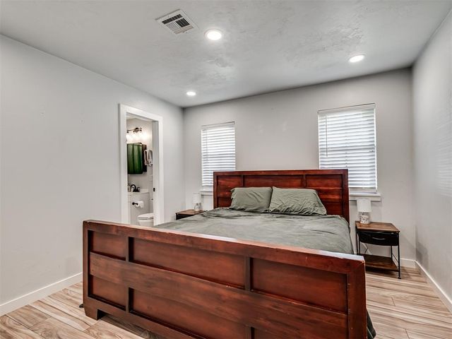 3216 E Noble Drive, Edmond, OK 73034