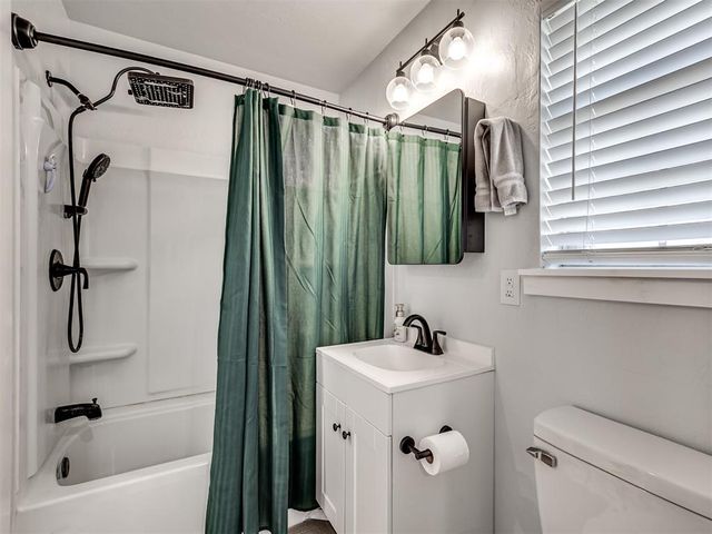 3216 E Noble Drive, Edmond, OK 73034