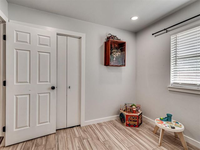 3216 E Noble Drive, Edmond, OK 73034