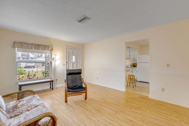 622 Goodwin Avenue, New Smyrna Beach, FL 32169