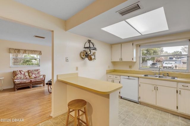 622 Goodwin Avenue, New Smyrna Beach, FL 32169