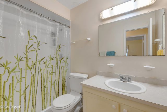 622 Goodwin Avenue, New Smyrna Beach, FL 32169