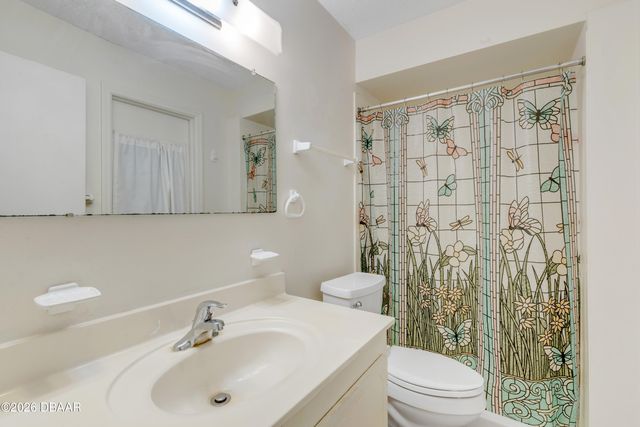 622 Goodwin Avenue, New Smyrna Beach, FL 32169