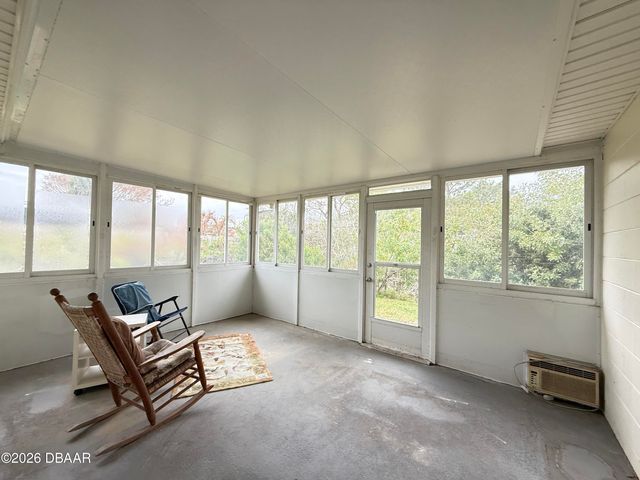 622 Goodwin Avenue, New Smyrna Beach, FL 32169